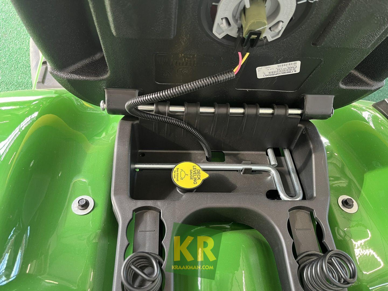 John Deere X350R - Газонокосарка: фото 5 John Deere X350R - Газонокосарка: фото 5