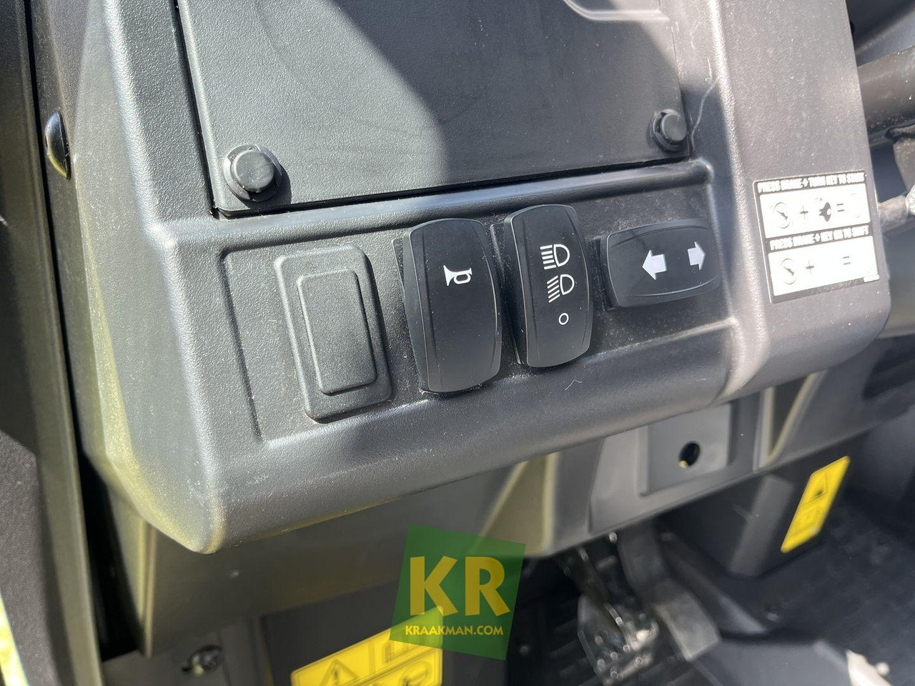 John Deere XUV875M - Квадроцикл: фото 3 John Deere XUV875M - Квадроцикл: фото 3
