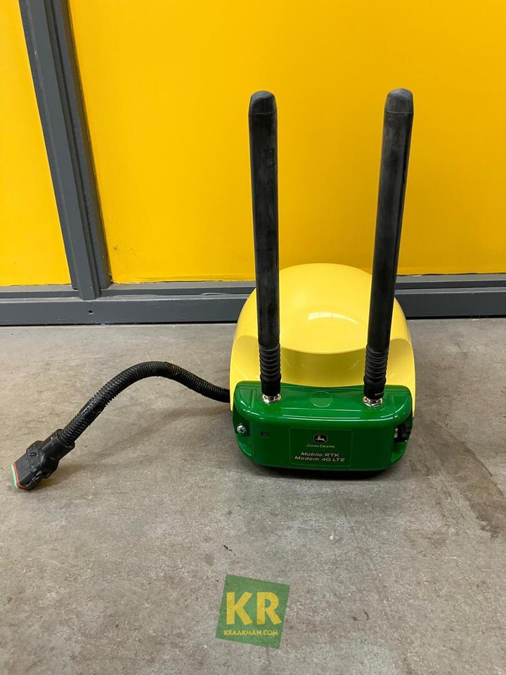 Starfire 6000 ontvanger John Deere - Навігаційна система в категорії Сільськогосподарська техніка: фото 2 Starfire 6000 ontvanger John Deere - Навігаційна система в категорії Сільськогосподарська техніка: фото 2