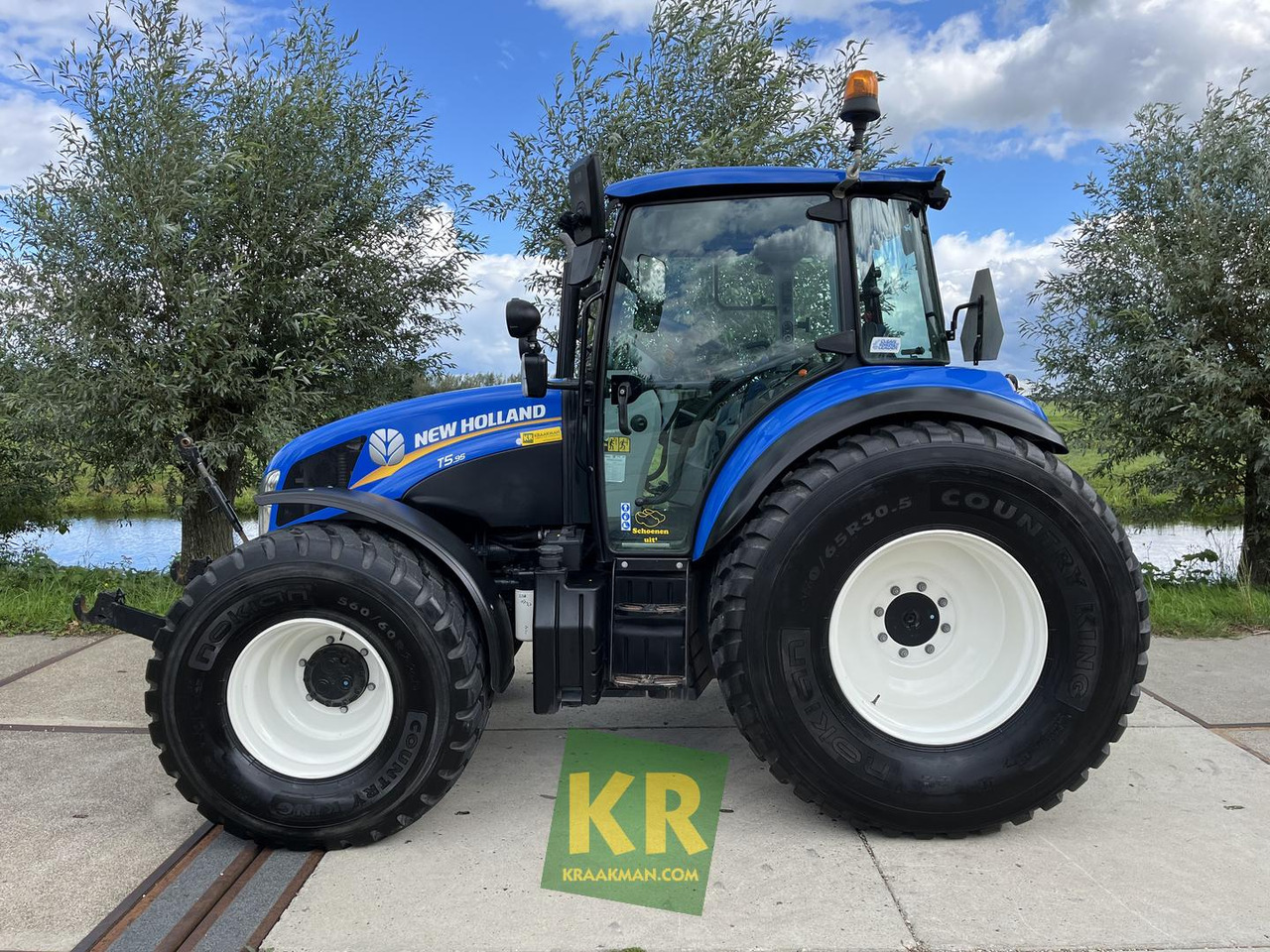 T5.95 New Holland - Трактор: фото 2 T5.95 New Holland - Трактор: фото 2