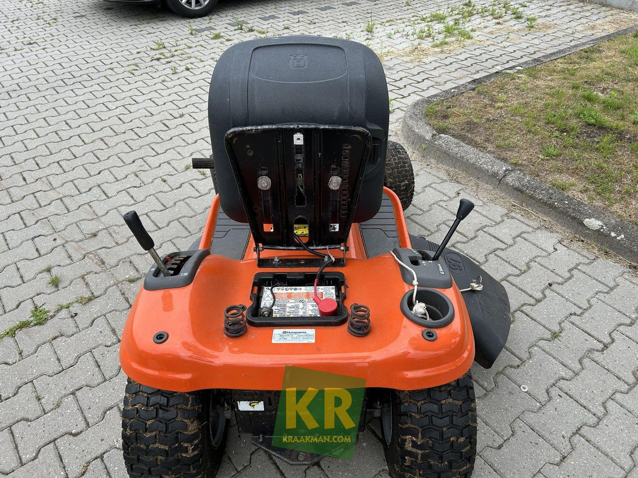 TS 138 M zitmaaier Husqvarna - Газонокосарка: фото 4 TS 138 M zitmaaier Husqvarna - Газонокосарка: фото 4