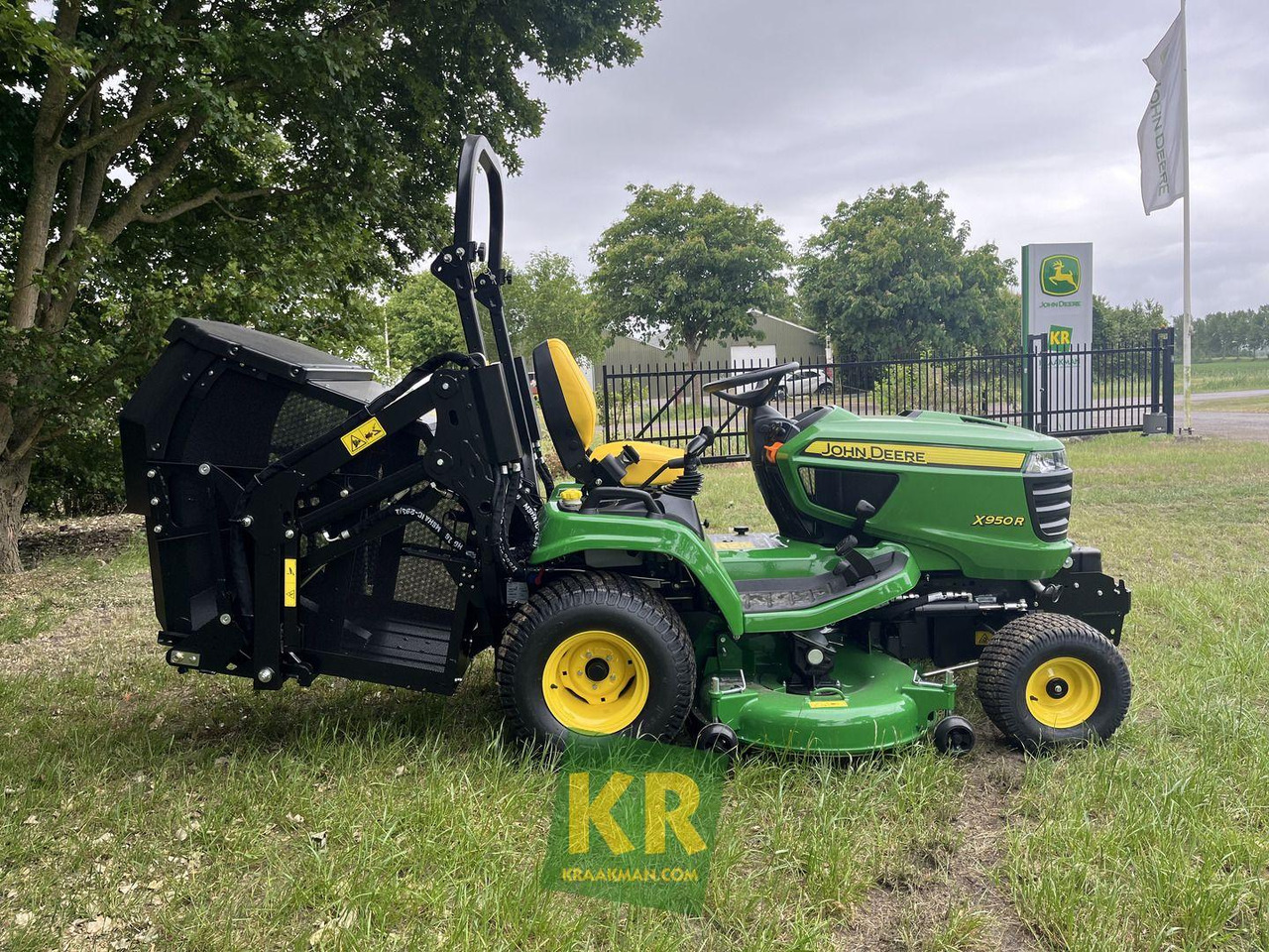 X950R John Deere - Газонокосарка: фото 3 X950R John Deere - Газонокосарка: фото 3