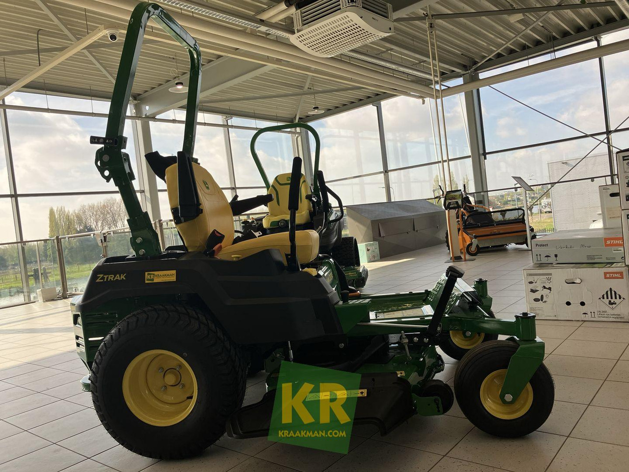 Z515E ZEROTURN John Deere - Газонокосарка: фото 4 Z515E ZEROTURN John Deere - Газонокосарка: фото 4