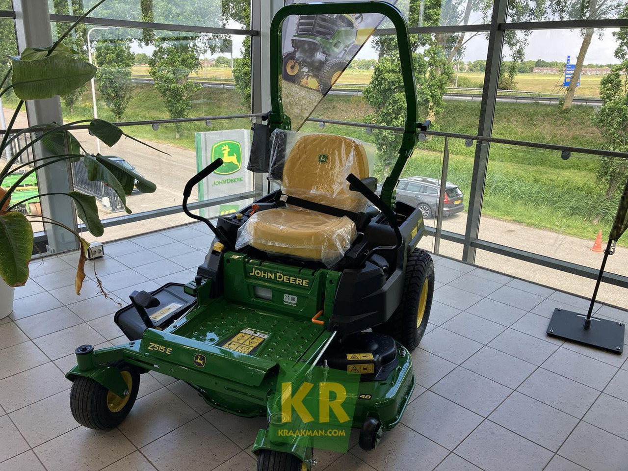 Z515E ZEROTURN John Deere - Газонокосарка: фото 5 Z515E ZEROTURN John Deere - Газонокосарка: фото 5