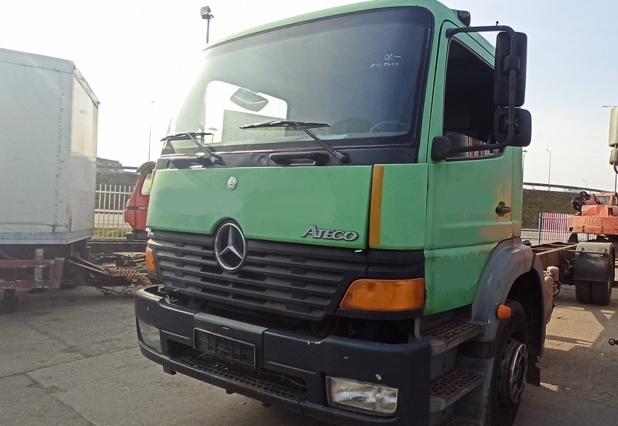 MERCEDES-BENZ ATEGO 1823 - Вантажівка шасі: фото 5 MERCEDES-BENZ ATEGO 1823 - Вантажівка шасі: фото 5