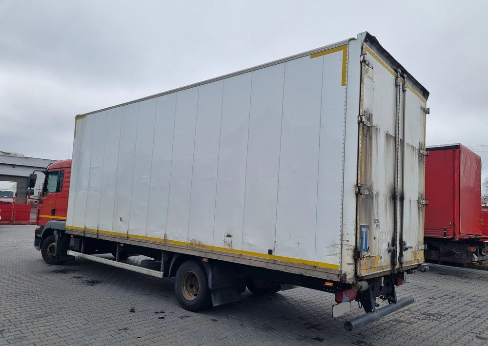 MAN TGL 12 220 - Вантажівка з закритим кузовом: фото 4 MAN TGL 12 220 - Вантажівка з закритим кузовом: фото 4