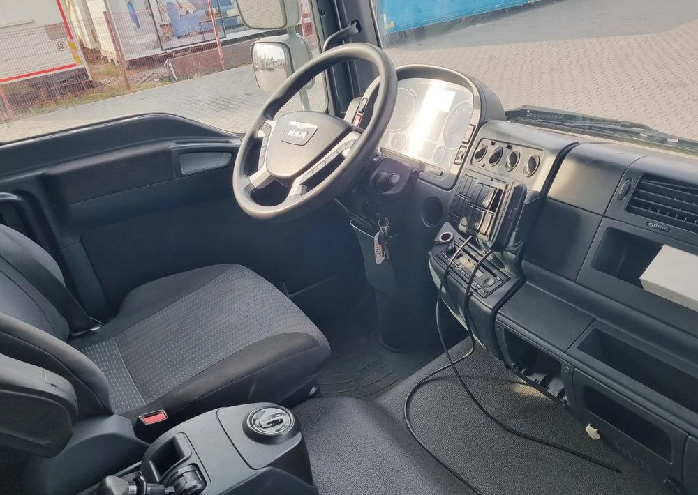 MAN TGM 18 340 - Сміттєвози: фото 5 MAN TGM 18 340 - Сміттєвози: фото 5