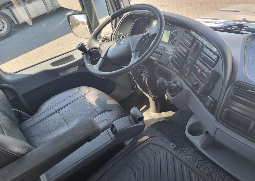 Вантажівка шасі Mercedes-Benz Actros 3244: фото 6