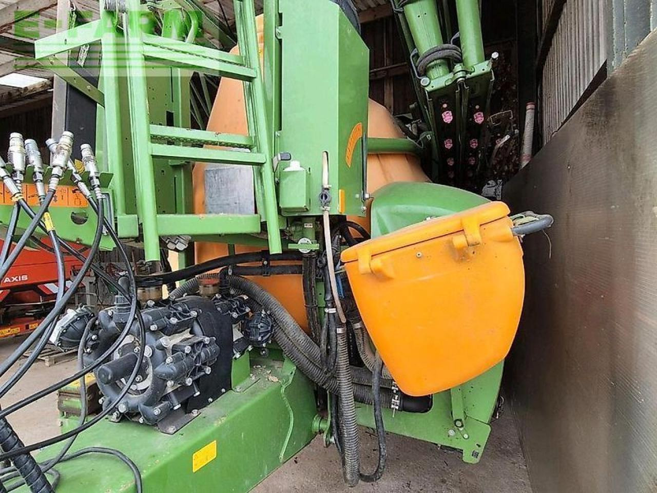Amazone ux4200 pflanzenschutzspritze 27 m spritze ug lemken ux 42 - Обприскувач причіпний: фото 3 Amazone ux4200 pflanzenschutzspritze 27 m spritze ug lemken ux 42 - Обприскувач причіпний: фото 3