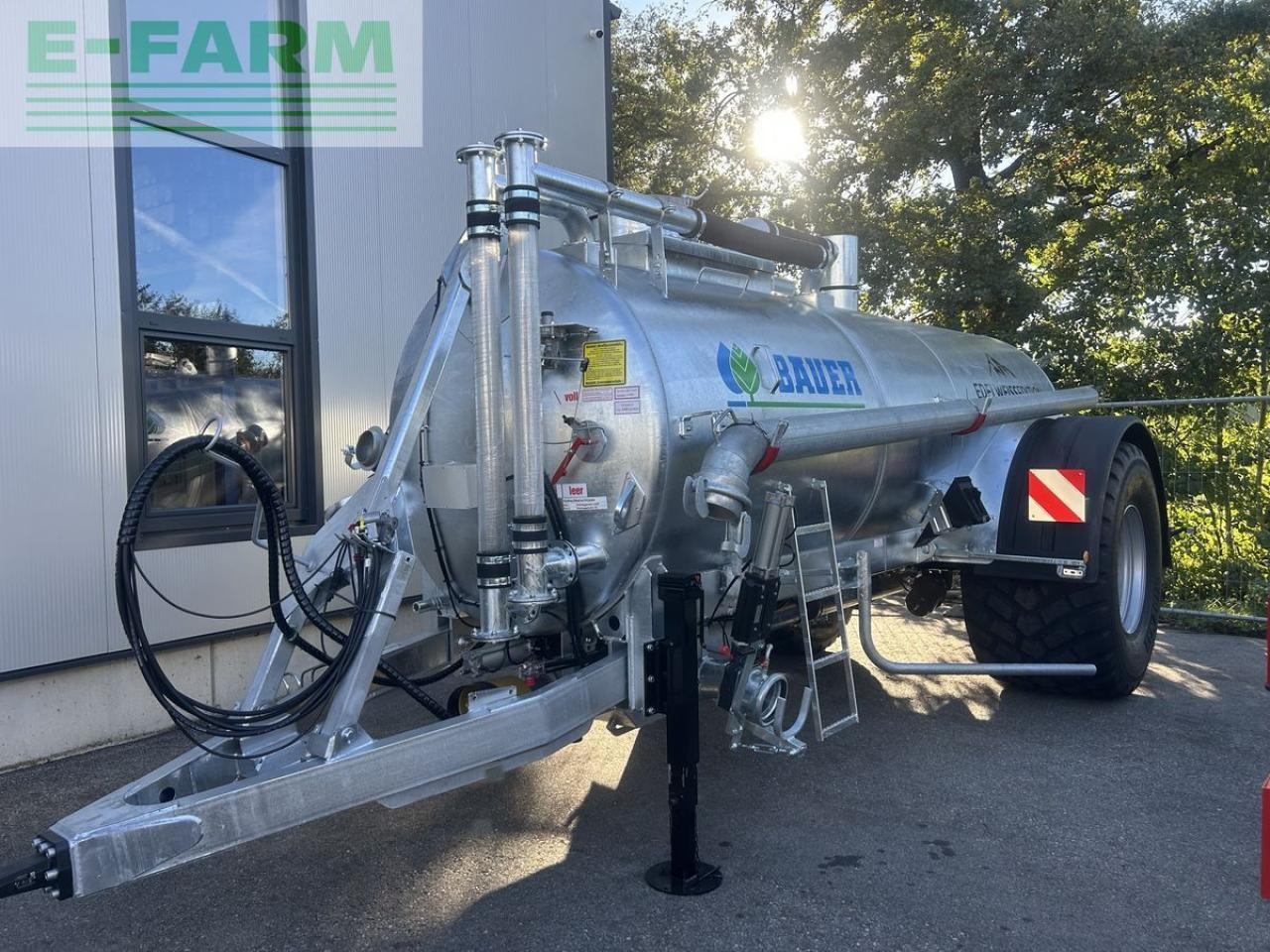 Bauer güllefass - Розкидач рідких добрив: фото 1 Bauer güllefass - Розкидач рідких добрив: фото 1