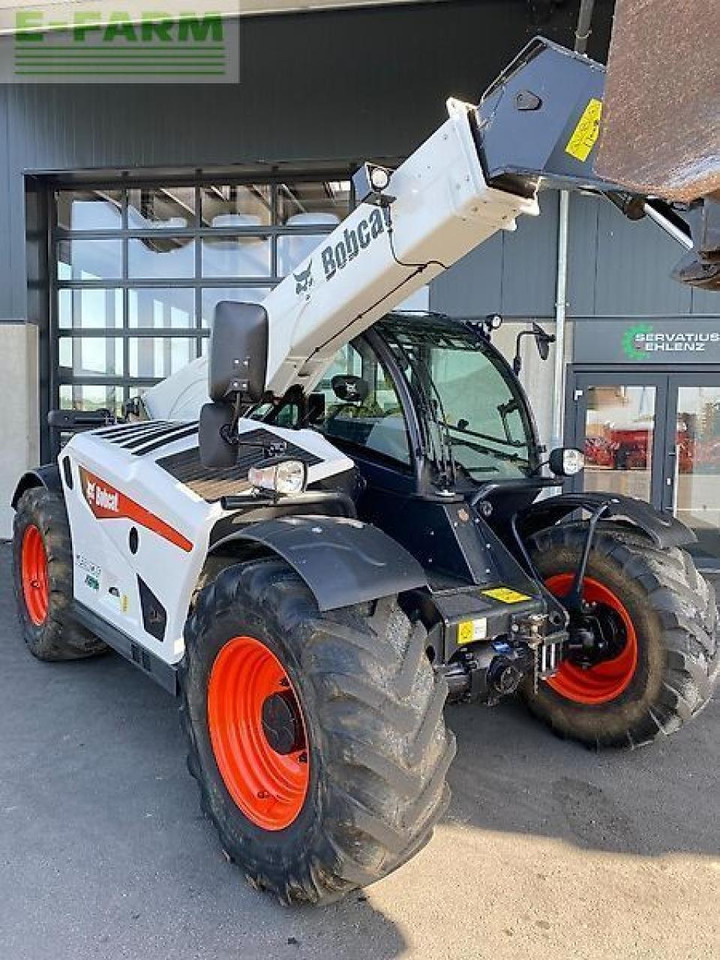 Bobcat tl 38.70 hf mit nur 2600 stunden, inkl. 3 werkzeugen - Навантажувач телескопічний: фото 2 Bobcat tl 38.70 hf mit nur 2600 stunden, inkl. 3 werkzeugen - Навантажувач телескопічний: фото 2