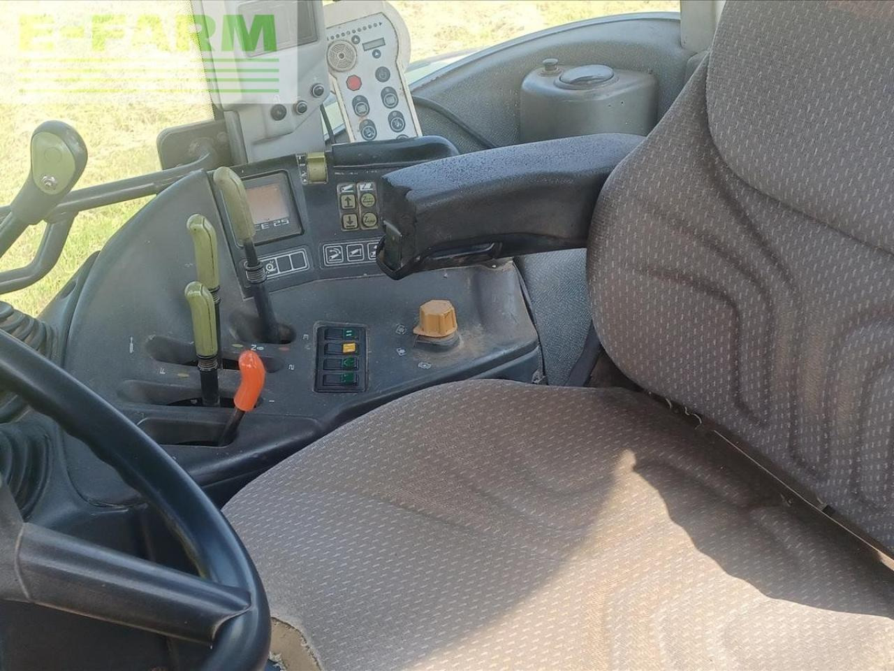 CLAAS ARES 826 - Трактор: фото 2 CLAAS ARES 826 - Трактор: фото 2
