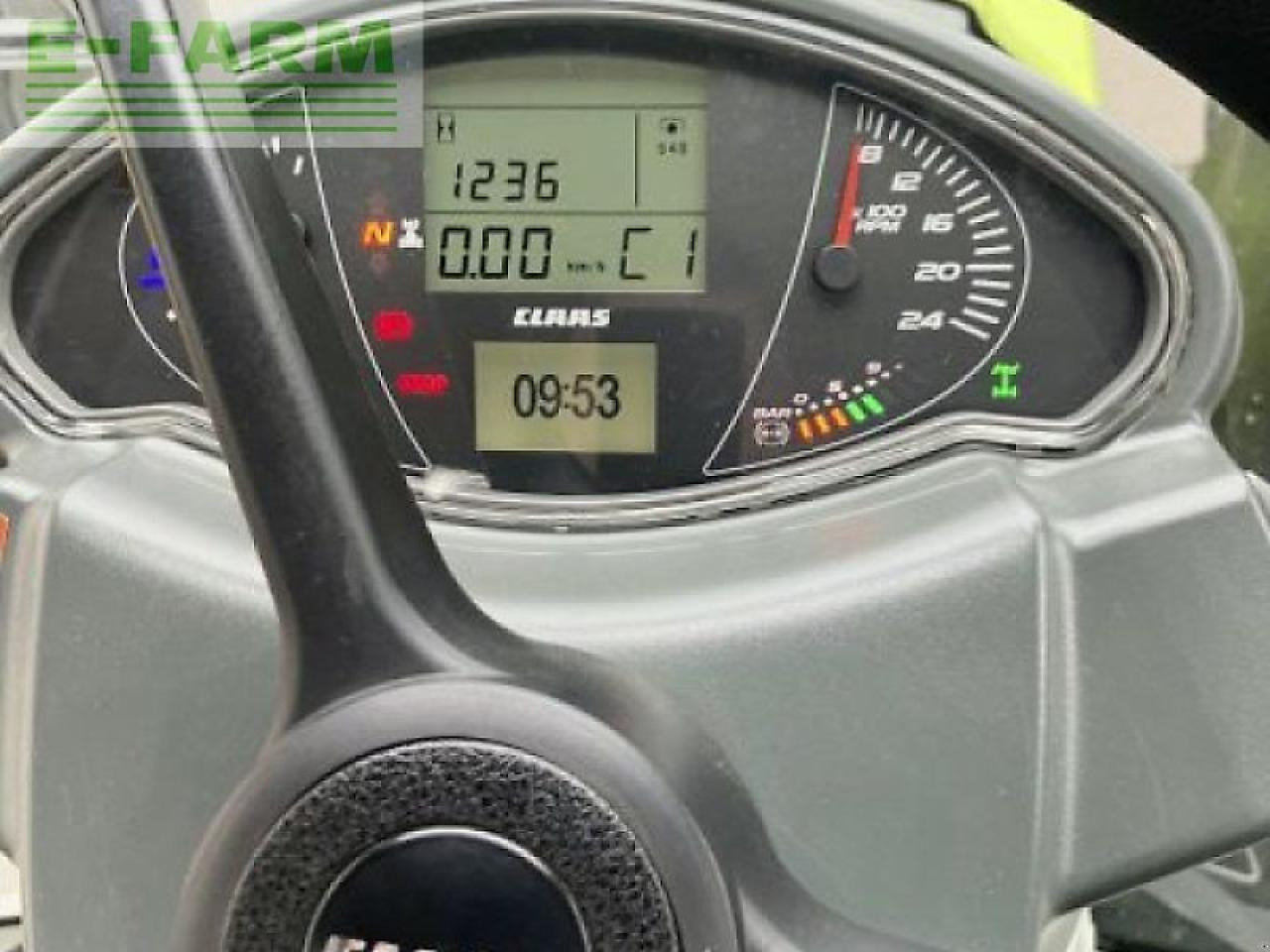 Трактор CLAAS arion 440: фото 10