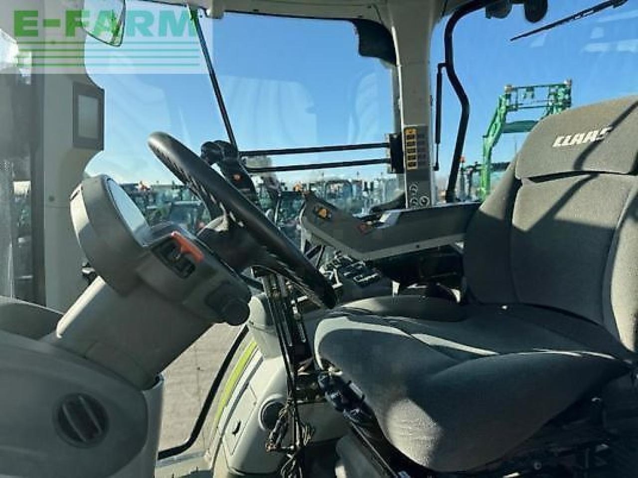 Трактор CLAAS arion 520: фото 7