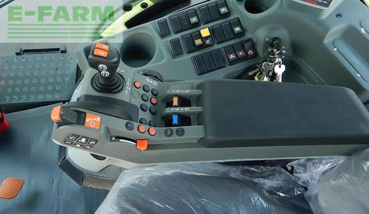 CLAAS axion 800 cis+ hexashift HEXASHIFT CIS+ - Трактор: фото 5 CLAAS axion 800 cis+ hexashift HEXASHIFT CIS+ - Трактор: фото 5