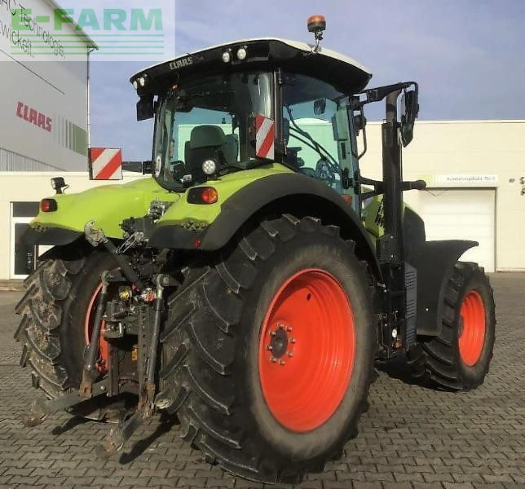 CLAAS axion 810 - Трактор: фото 3 CLAAS axion 810 - Трактор: фото 3