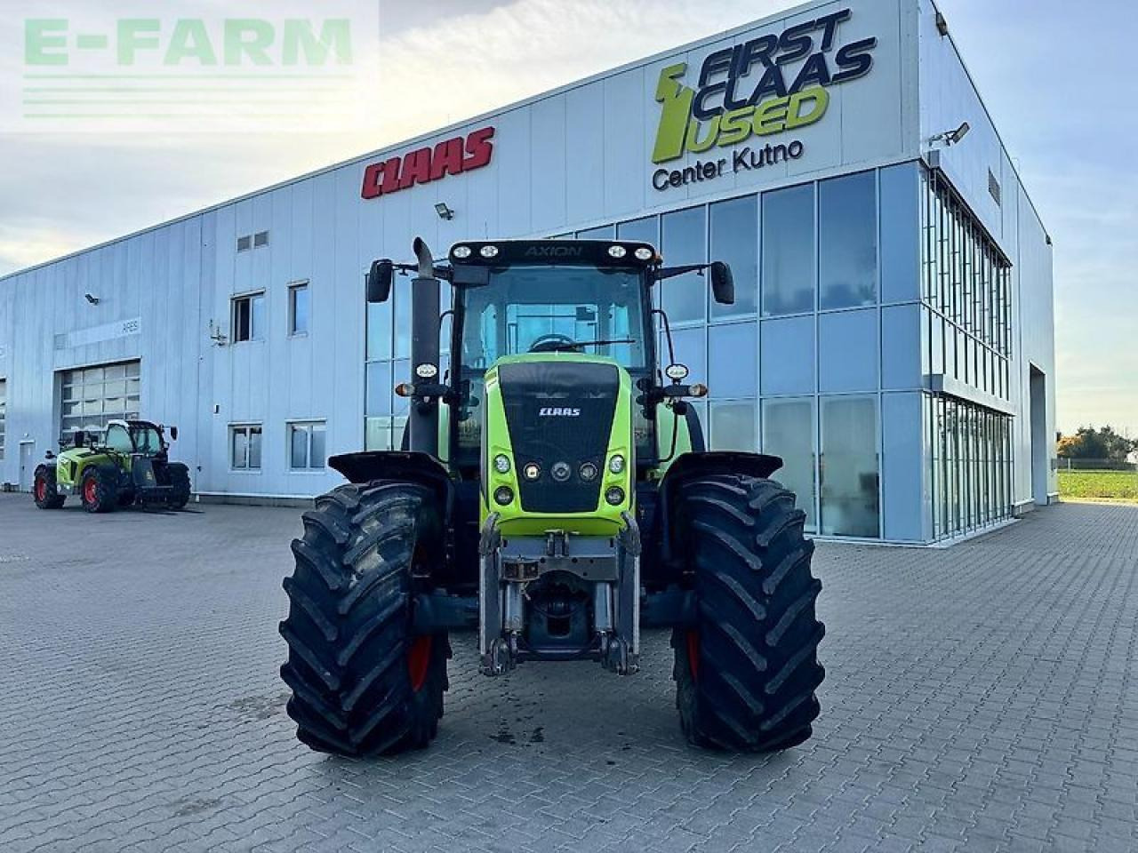 CLAAS axion 810 - Трактор: фото 2 CLAAS axion 810 - Трактор: фото 2
