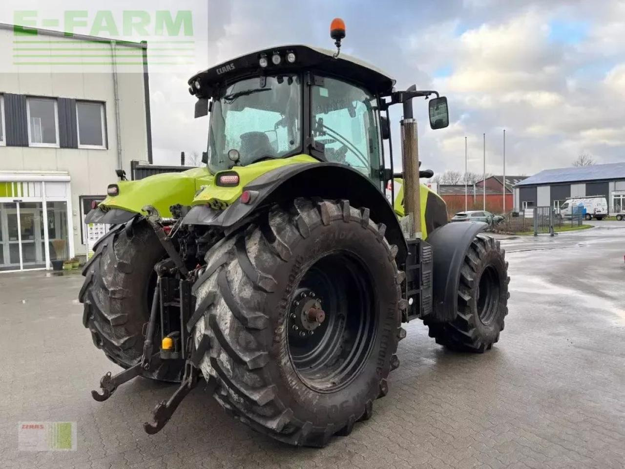 CLAAS axion 810 cmatic (vorrüstung gps) CMATIC - Трактор: фото 3 CLAAS axion 810 cmatic (vorrüstung gps) CMATIC - Трактор: фото 3