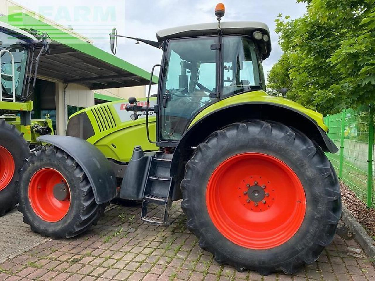 Трактор CLAAS axion 820 cmatic CMATIC: фото 7