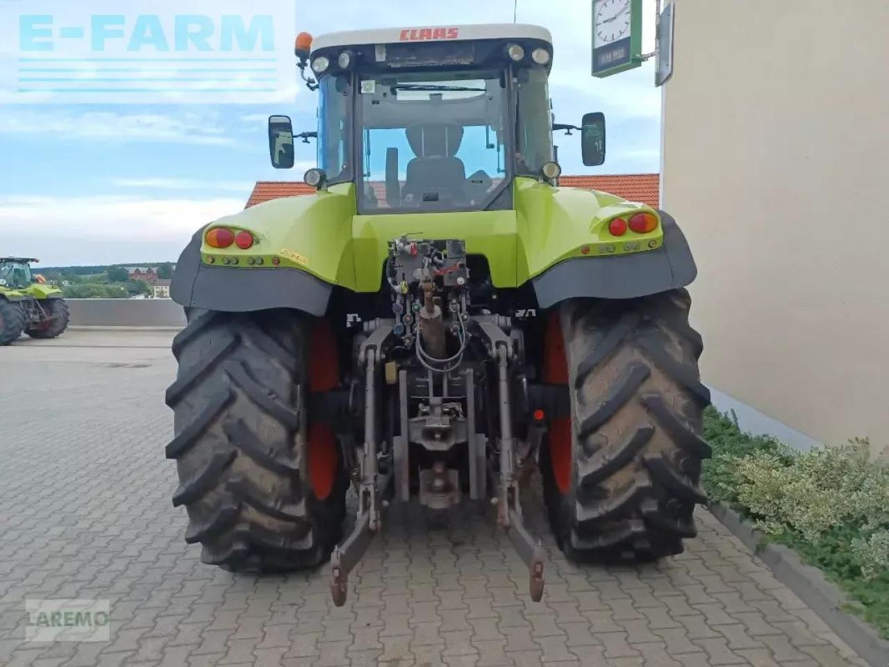 CLAAS axion 820 cmatic cebis CMATIC CEBIS - Трактор: фото 5 CLAAS axion 820 cmatic cebis CMATIC CEBIS - Трактор: фото 5