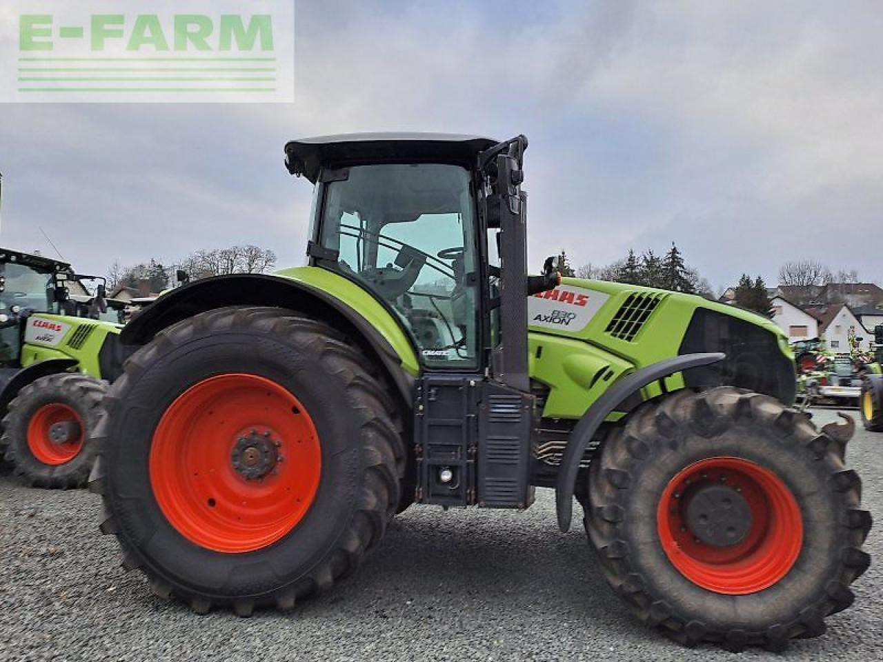 CLAAS axion 830 c-matic CMATIC - Трактор: фото 5 CLAAS axion 830 c-matic CMATIC - Трактор: фото 5