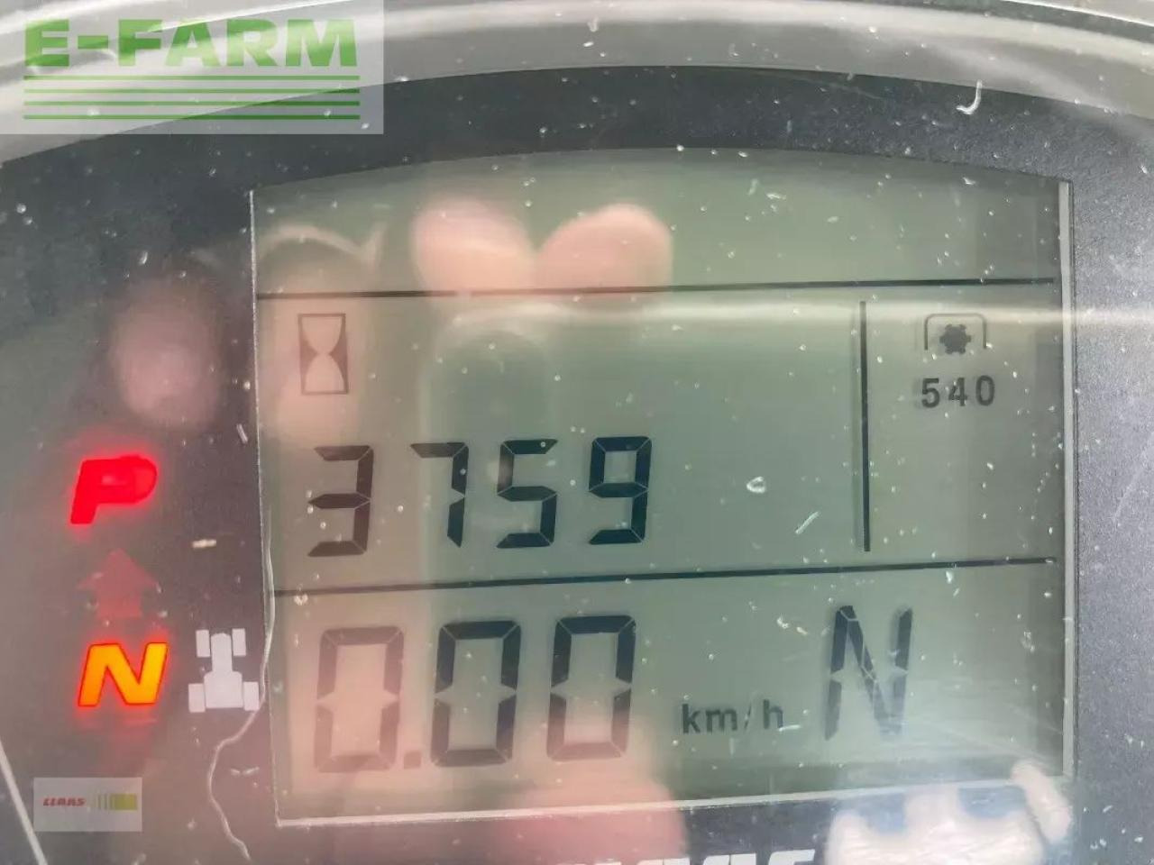 CLAAS axion 830 cmatic CMATIC - Трактор: фото 5 CLAAS axion 830 cmatic CMATIC - Трактор: фото 5