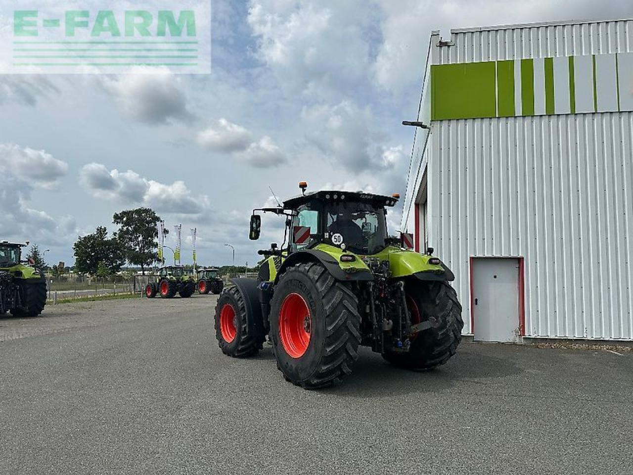 CLAAS axion 870 - Трактор: фото 5 CLAAS axion 870 - Трактор: фото 5