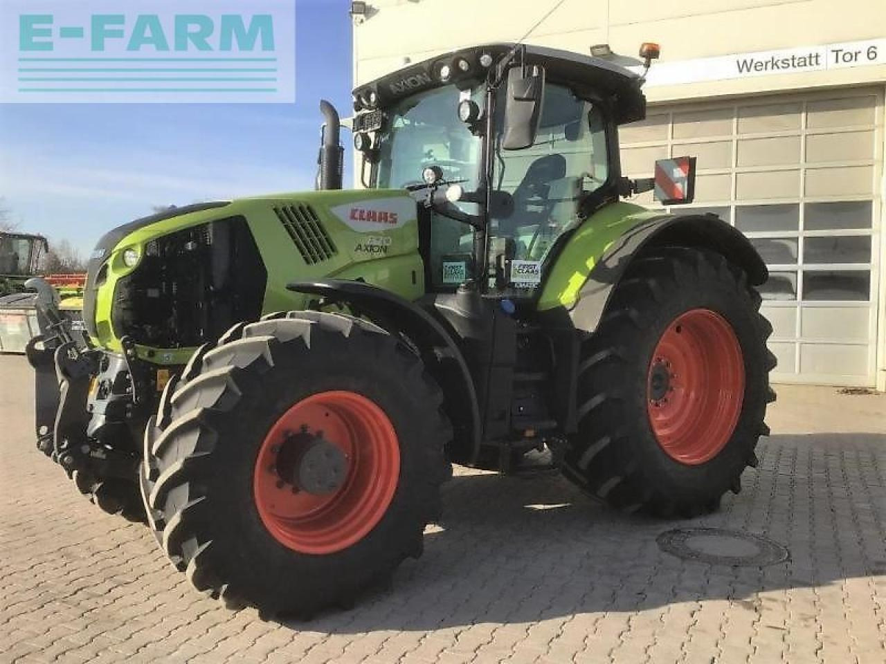 CLAAS axion 870 cmatic CMATIC - Трактор: фото 1 CLAAS axion 870 cmatic CMATIC - Трактор: фото 1