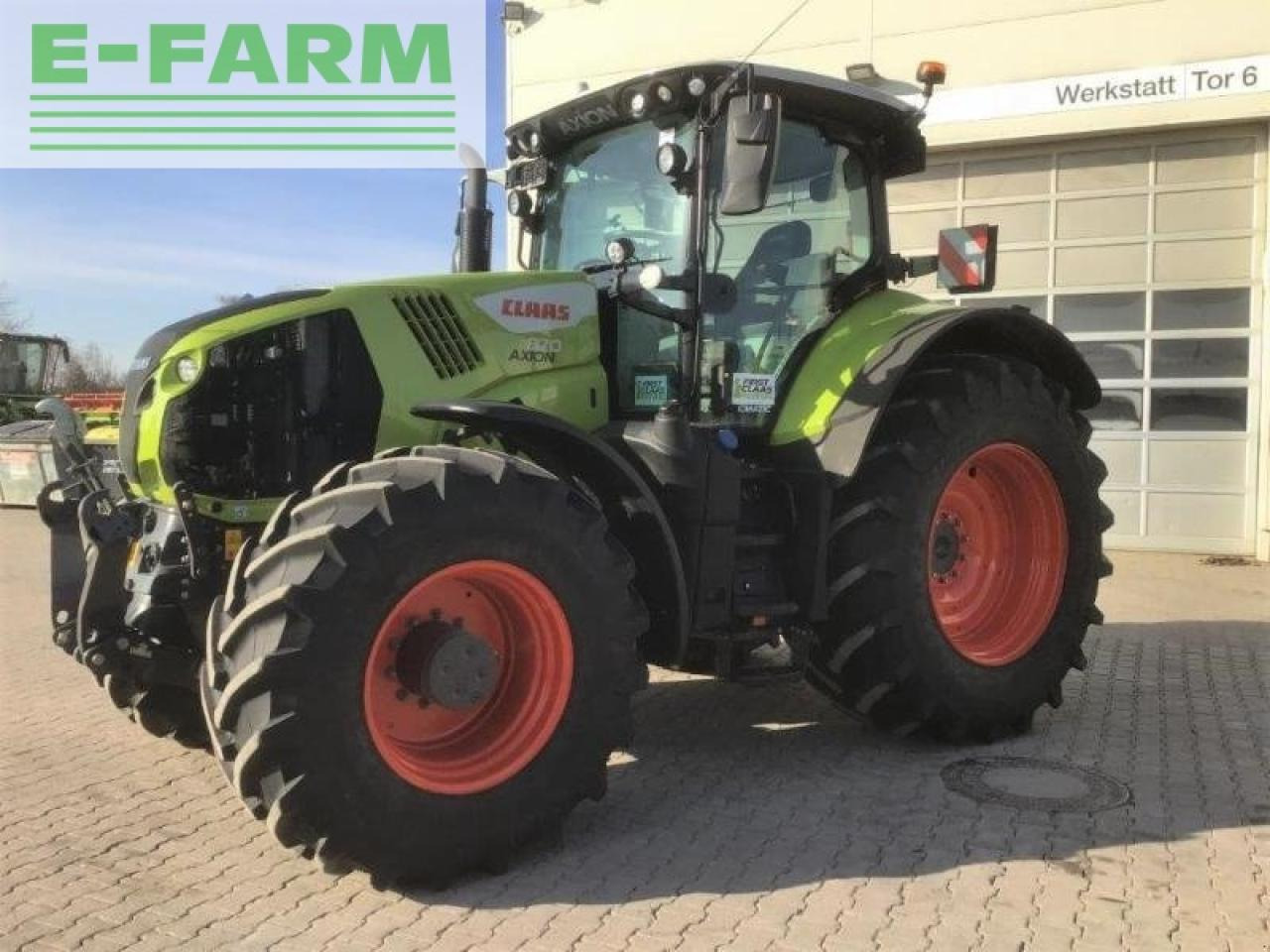 CLAAS axion 870 cmatic CMATIC - Трактор: фото 1 CLAAS axion 870 cmatic CMATIC - Трактор: фото 1