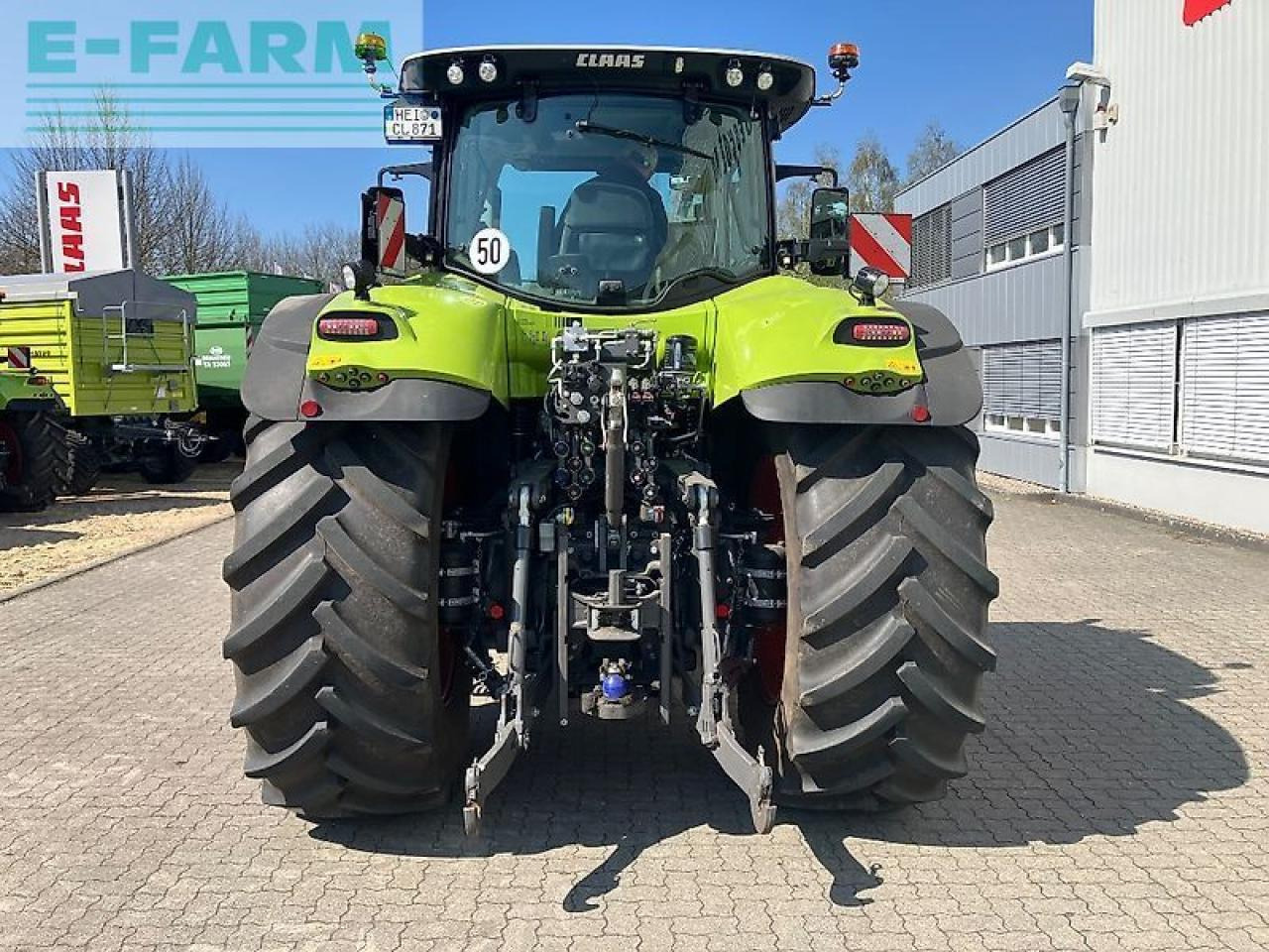 CLAAS axion 870 cmatic CMATIC - Трактор: фото 5 CLAAS axion 870 cmatic CMATIC - Трактор: фото 5