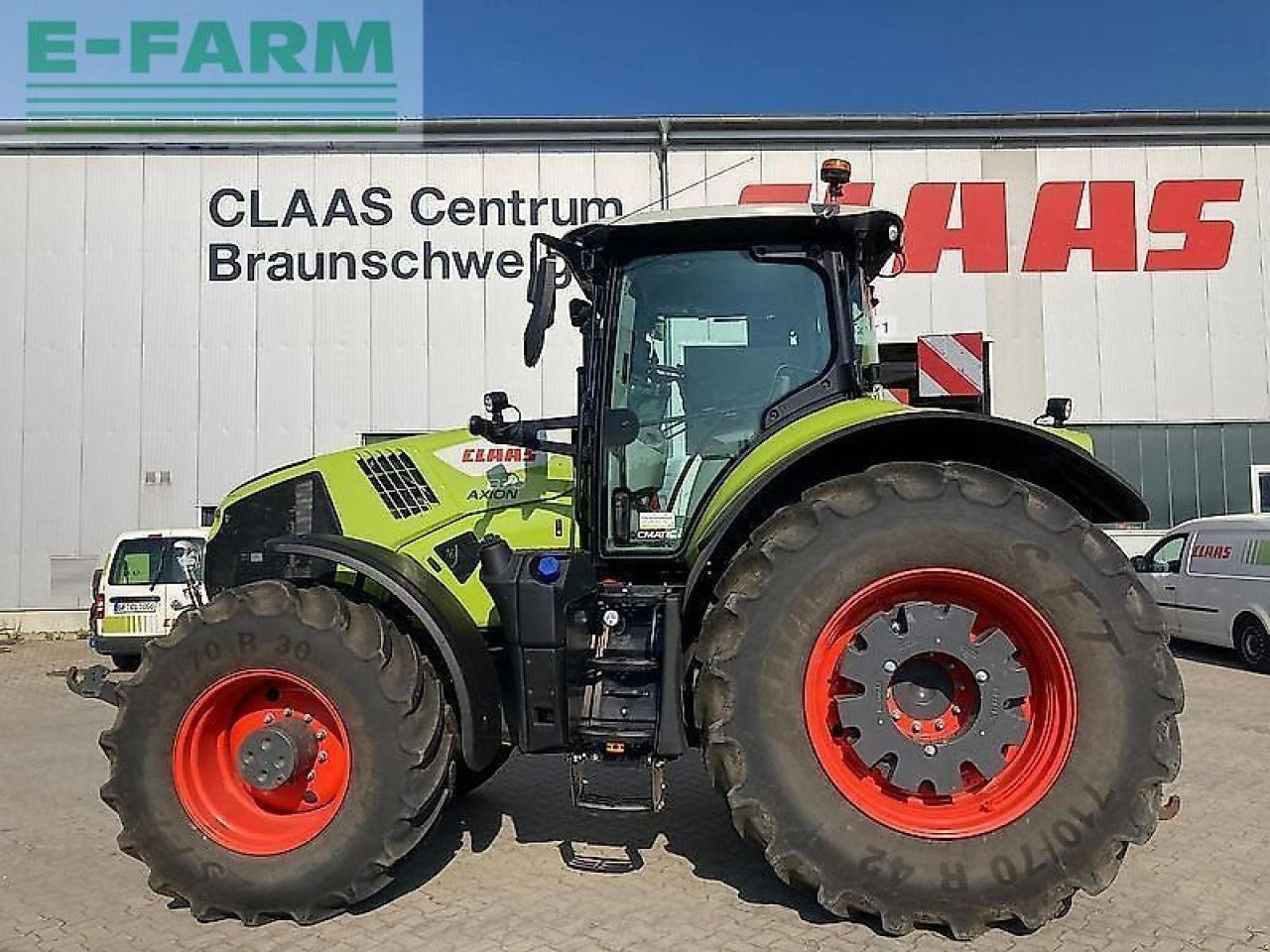 CLAAS axion 870 cmatic CMATIC - Трактор: фото 1 CLAAS axion 870 cmatic CMATIC - Трактор: фото 1