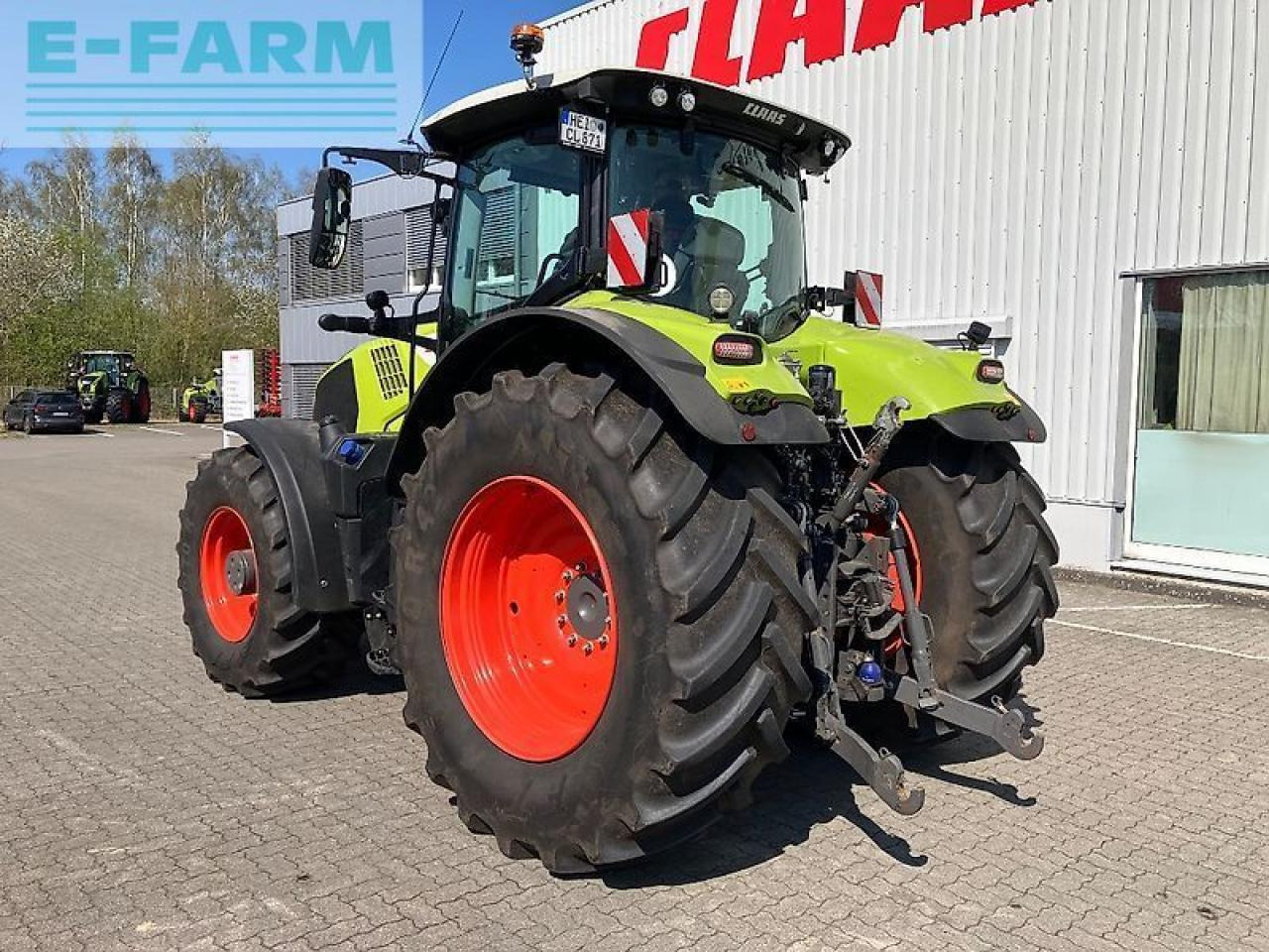 CLAAS axion 870 cmatic CMATIC - Трактор: фото 4 CLAAS axion 870 cmatic CMATIC - Трактор: фото 4
