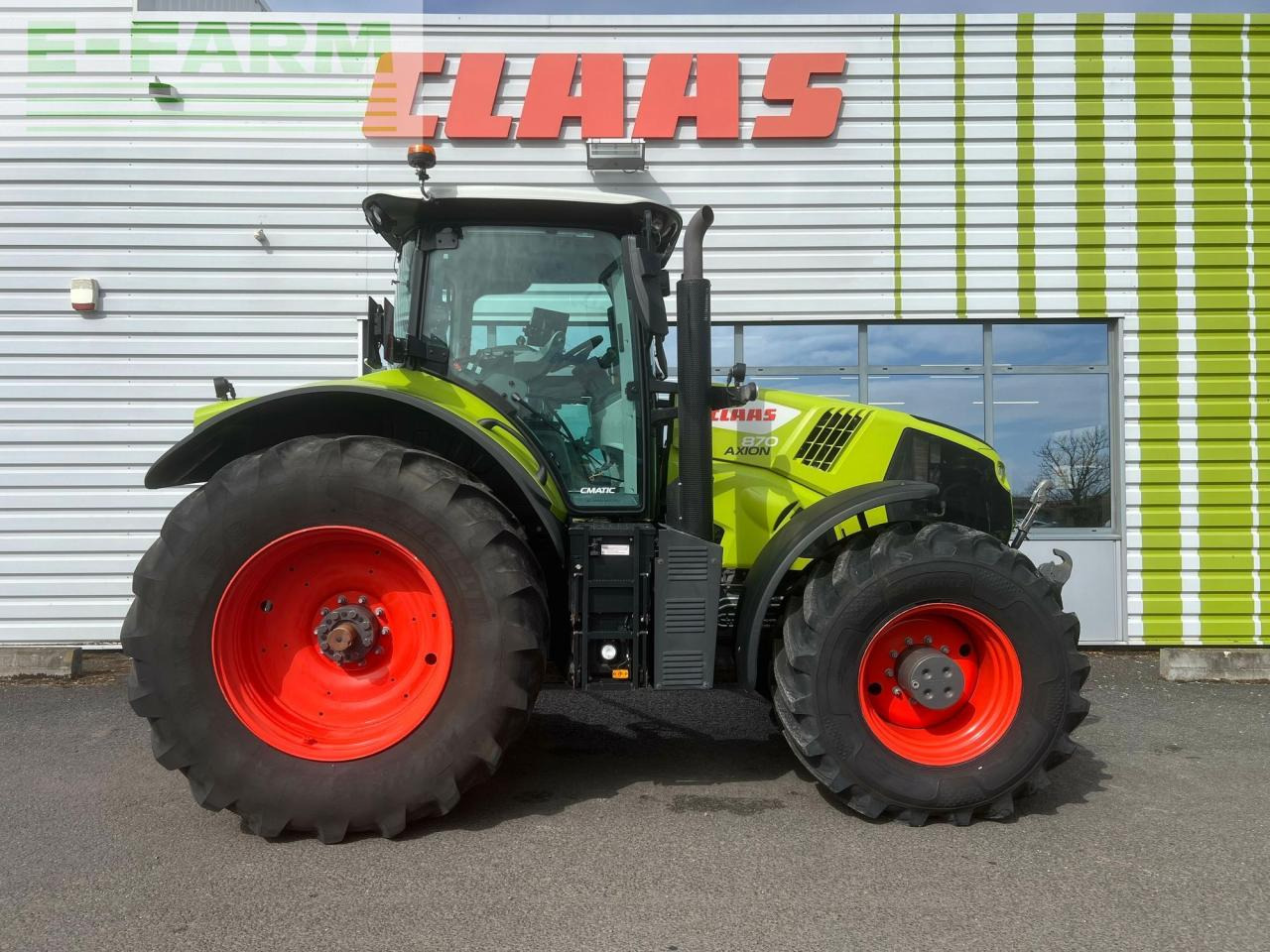 CLAAS axion 870 cmatic s5 sur mesure CMATIC - Трактор: фото 2 CLAAS axion 870 cmatic s5 sur mesure CMATIC - Трактор: фото 2