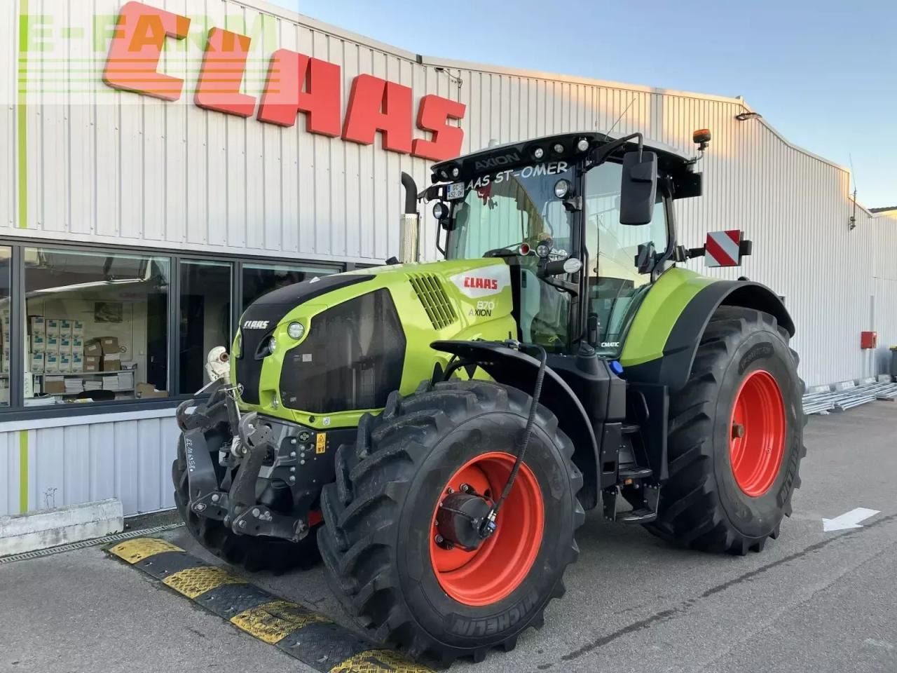 CLAAS axion 870 cmatic s5 sur mesure CMATIC - Трактор: фото 1 CLAAS axion 870 cmatic s5 sur mesure CMATIC - Трактор: фото 1