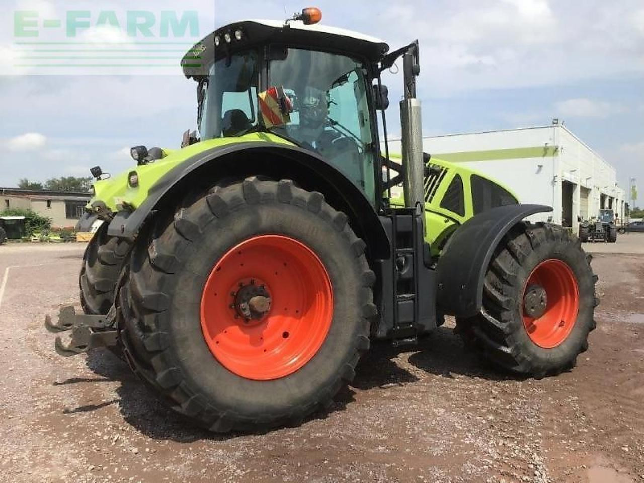 CLAAS axion 950 - Трактор: фото 4 CLAAS axion 950 - Трактор: фото 4