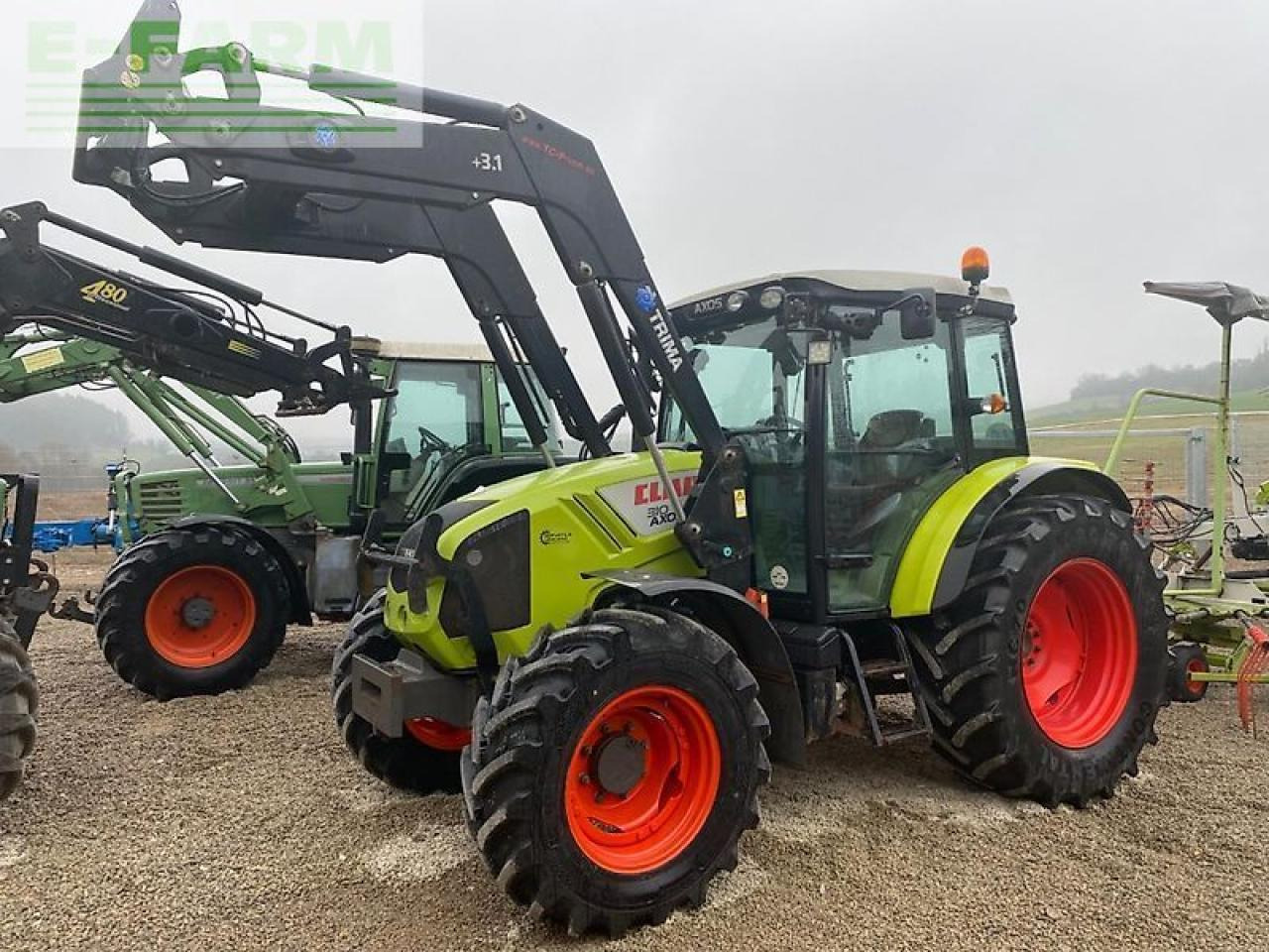 CLAAS axos 310c C - Трактор: фото 2 CLAAS axos 310c C - Трактор: фото 2