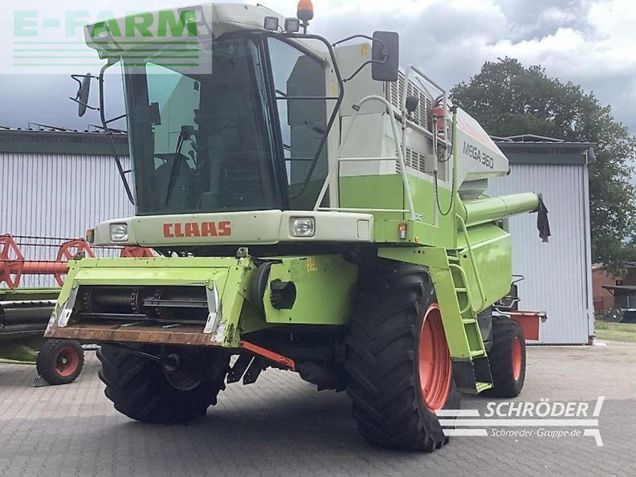 CLAAS dominator 360 mega + c 600 schneidwerk - Зернозбиральний комбайн: фото 1 CLAAS dominator 360 mega + c 600 schneidwerk - Зернозбиральний комбайн: фото 1