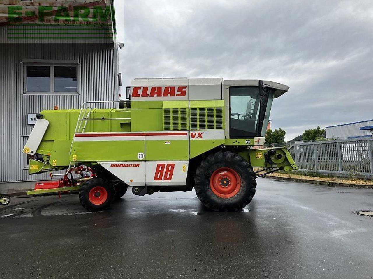 CLAAS dominator 88 vx - Зернозбиральний комбайн: фото 1 CLAAS dominator 88 vx - Зернозбиральний комбайн: фото 1