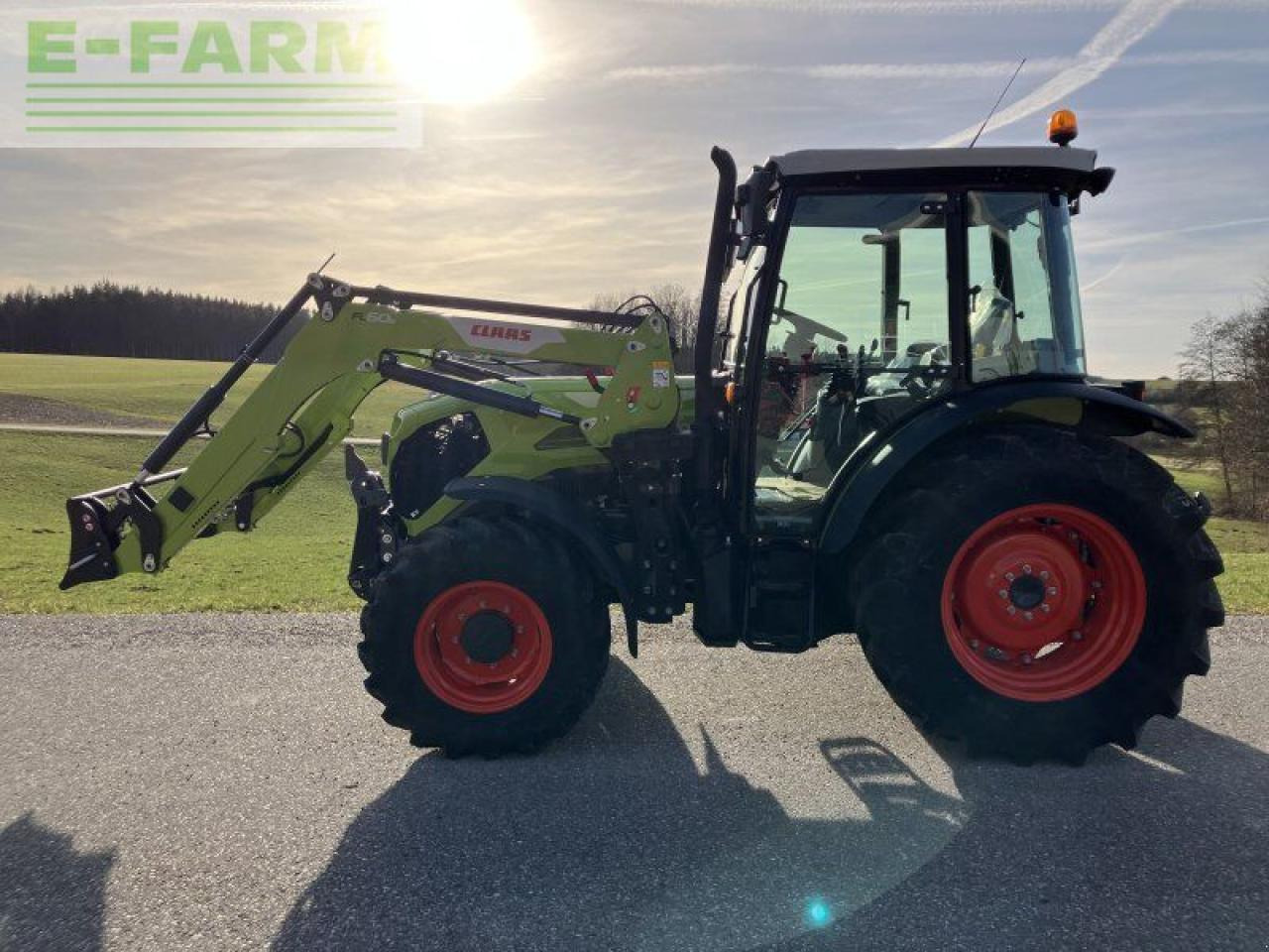 CLAAS elios 320 - Трактор: фото 2 CLAAS elios 320 - Трактор: фото 2