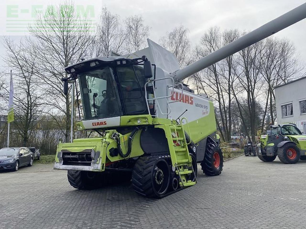 CLAAS lexion 570 tt mit v900+tw - Зернозбиральний комбайн: фото 4 CLAAS lexion 570 tt mit v900+tw - Зернозбиральний комбайн: фото 4