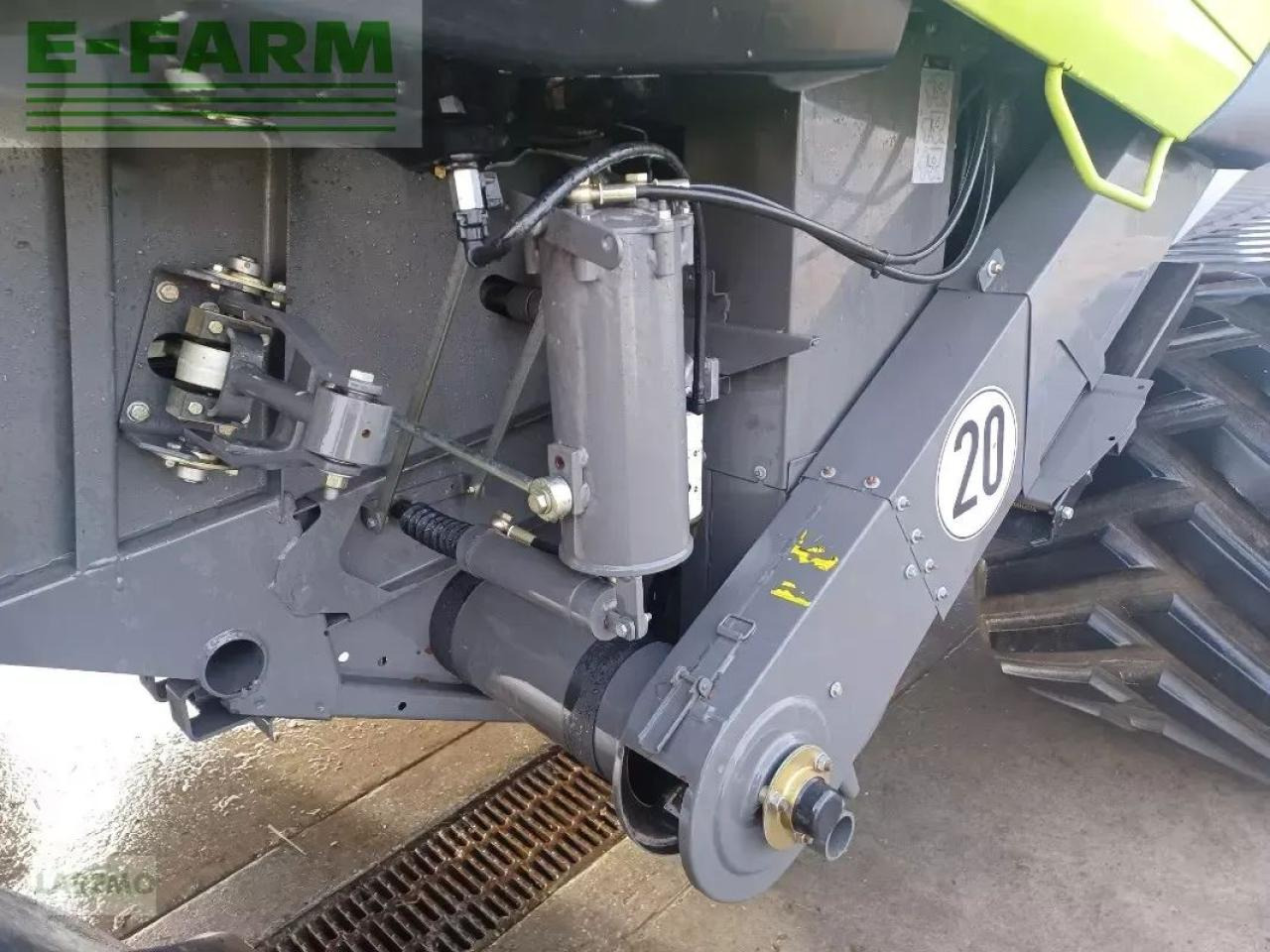 CLAAS lexion 670 tt terratrac v 900 - Зернозбиральний комбайн: фото 4 CLAAS lexion 670 tt terratrac v 900 - Зернозбиральний комбайн: фото 4