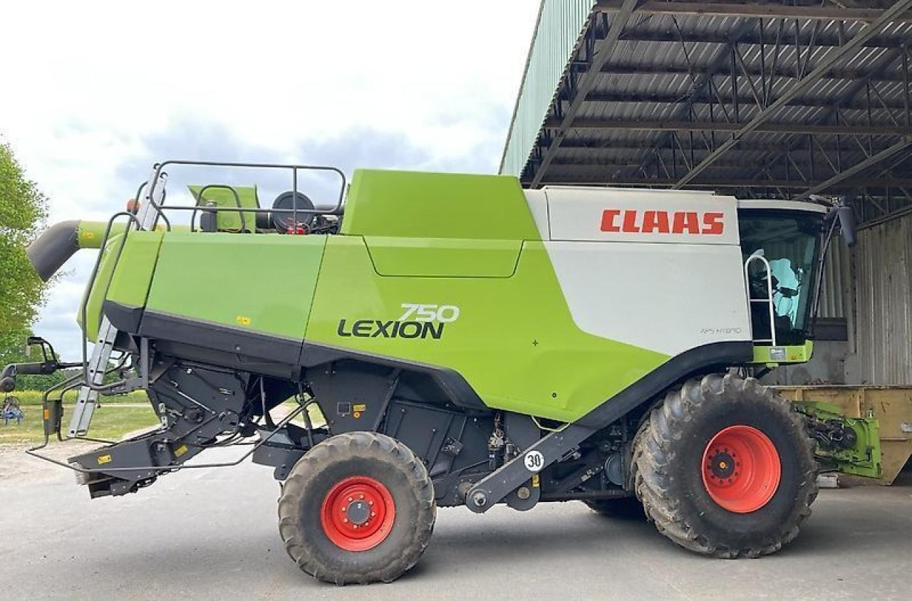 CLAAS lexion 750 mit vario 900 - Зернозбиральний комбайн: фото 2 CLAAS lexion 750 mit vario 900 - Зернозбиральний комбайн: фото 2