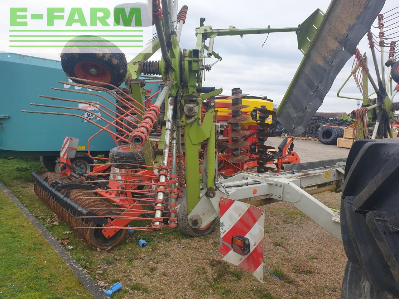 CLAAS liner 1250 profil - Сіноворушилка: фото 3 CLAAS liner 1250 profil - Сіноворушилка: фото 3