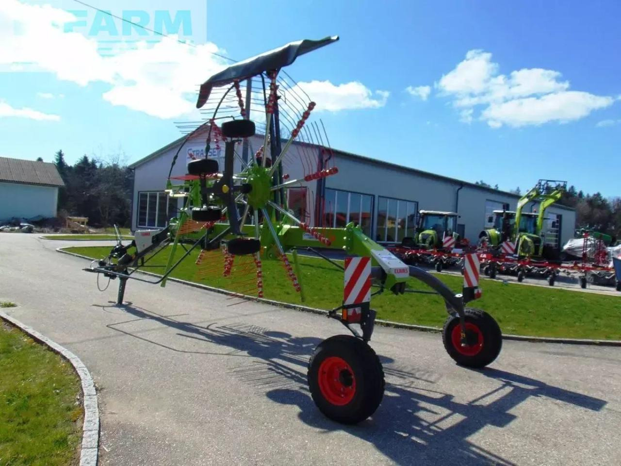 CLAAS liner 1600 - Сіноворушилка: фото 4 CLAAS liner 1600 - Сіноворушилка: фото 4