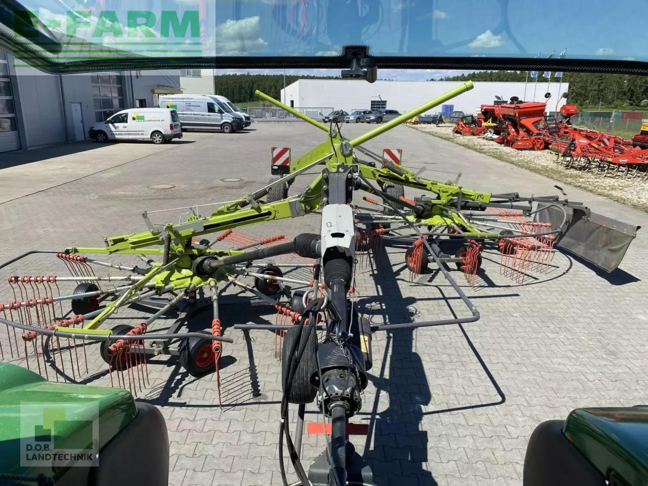 CLAAS liner 1900 - Сіноворушилка: фото 4 CLAAS liner 1900 - Сіноворушилка: фото 4