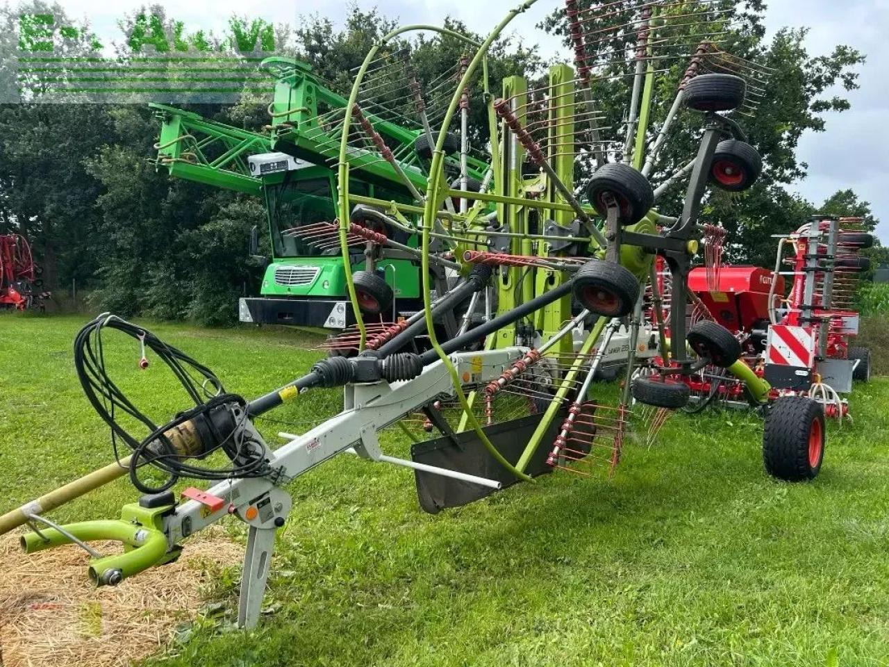 CLAAS liner 2800 - Сіноворушилка: фото 2 CLAAS liner 2800 - Сіноворушилка: фото 2