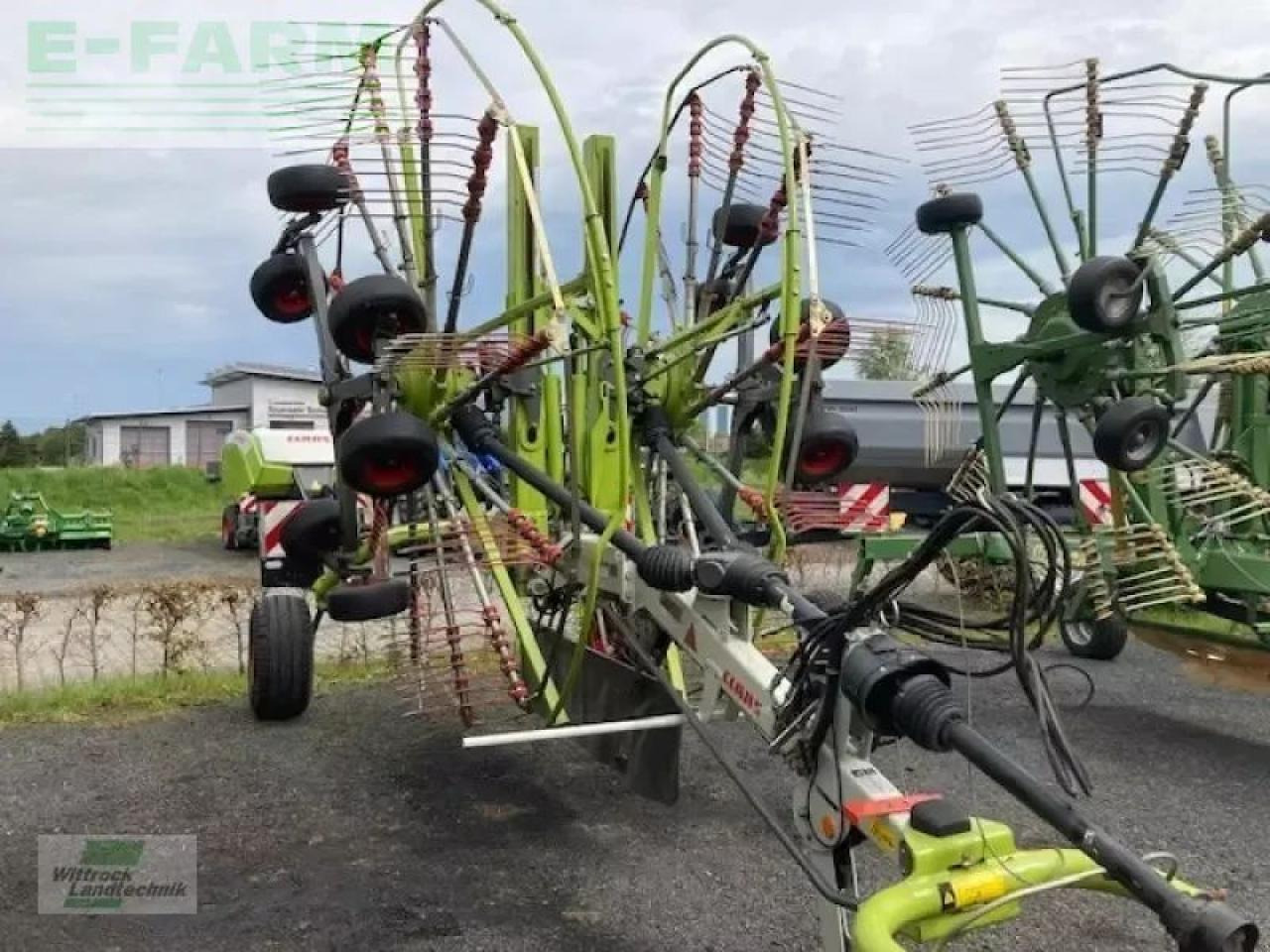 CLAAS liner 2800 - Сіноворушилка: фото 2 CLAAS liner 2800 - Сіноворушилка: фото 2