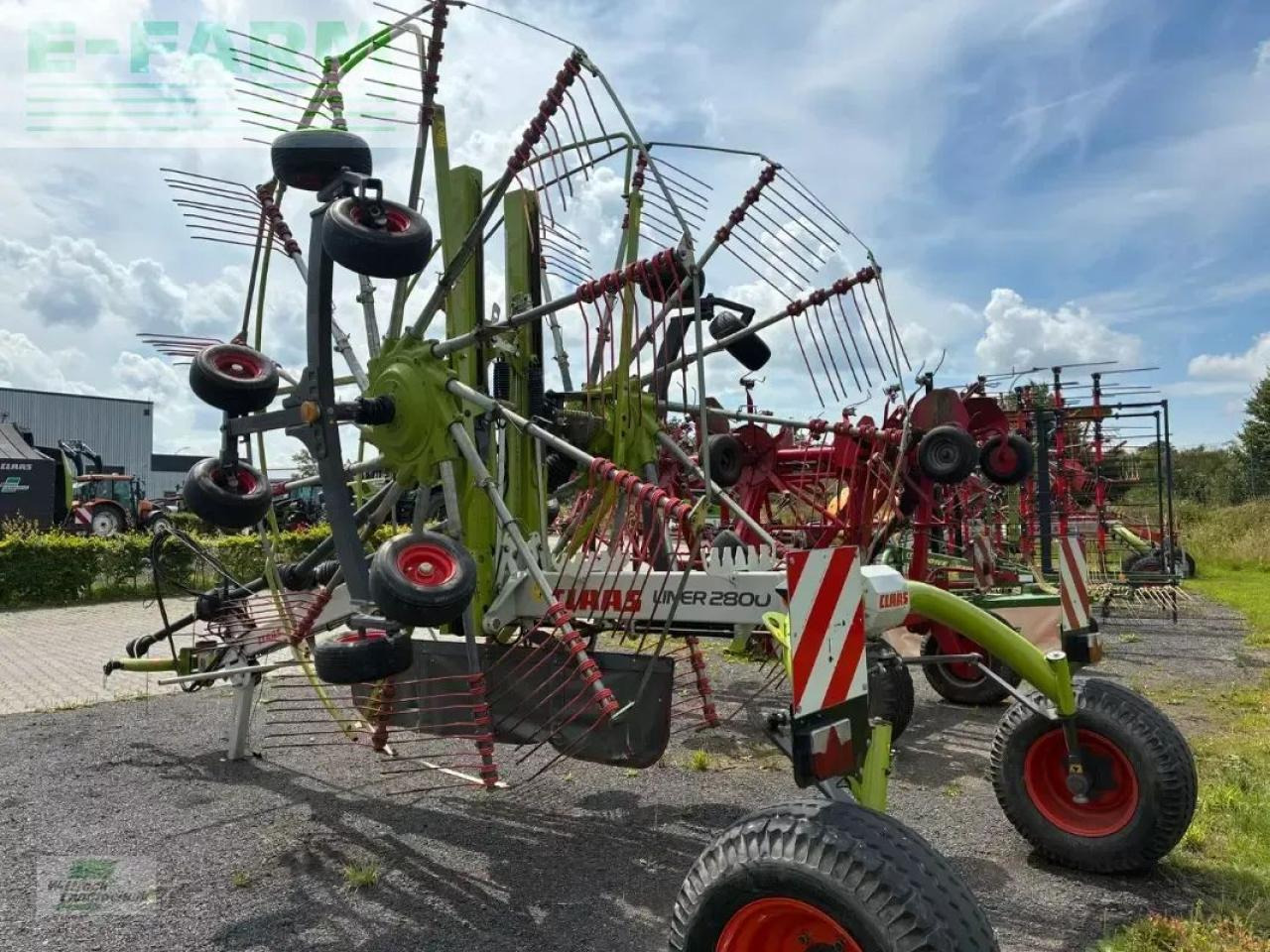 CLAAS liner 2800 - Сіноворушилка: фото 5 CLAAS liner 2800 - Сіноворушилка: фото 5