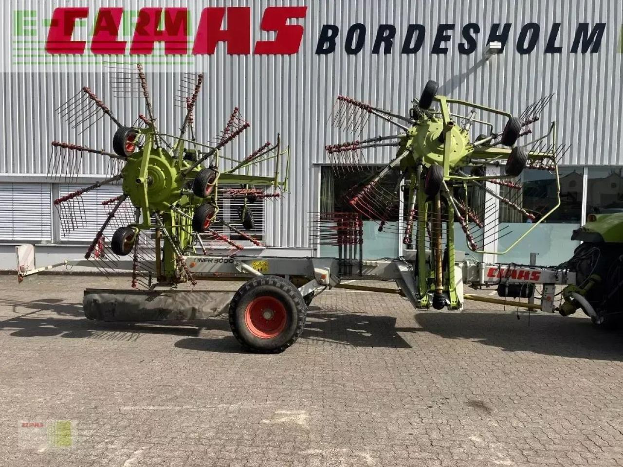 CLAAS liner 3000 - Сіноворушилка: фото 5 CLAAS liner 3000 - Сіноворушилка: фото 5