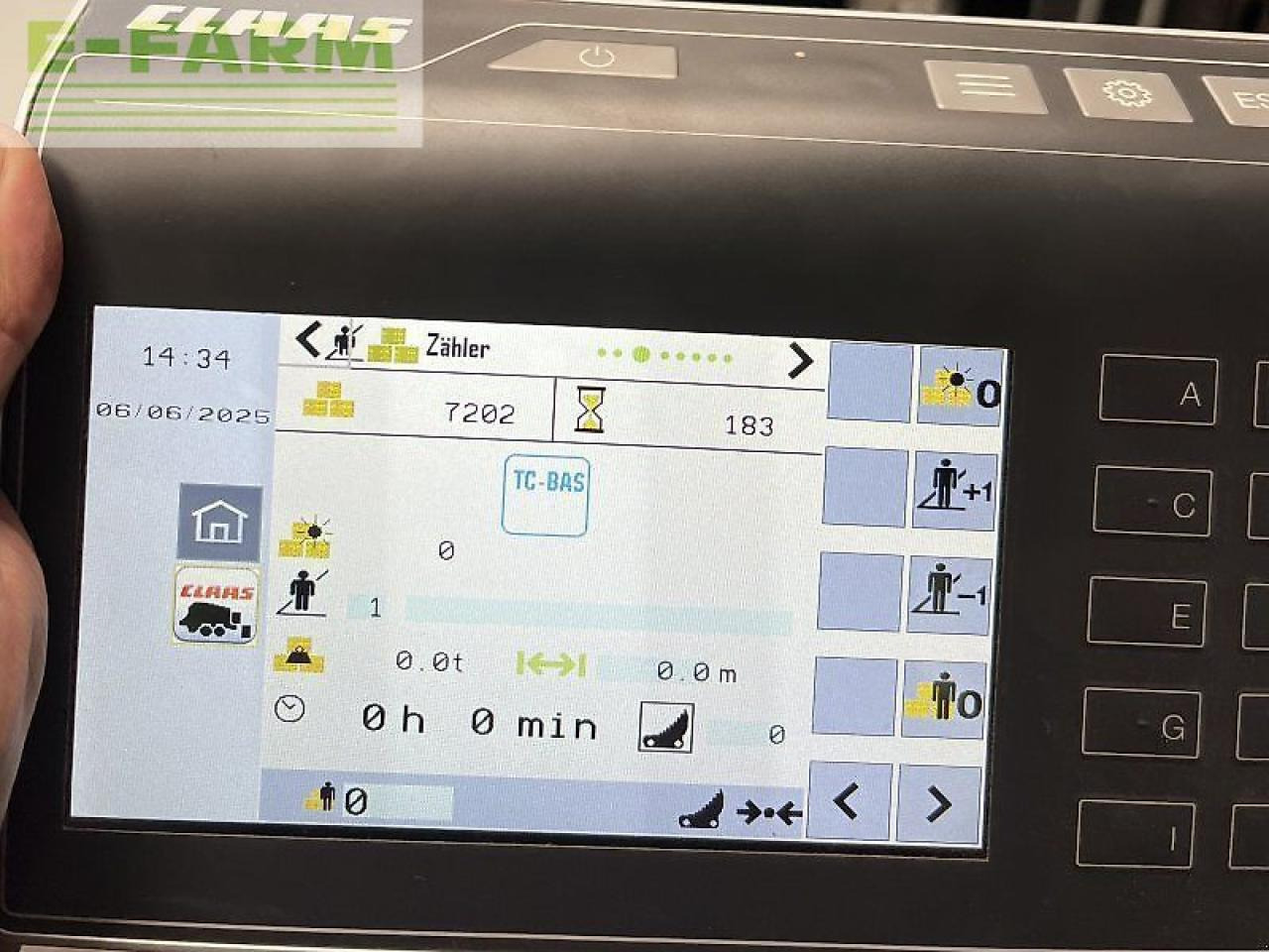 Прес-підбирач тюковий CLAAS quadrant 5200 fc: фото 14